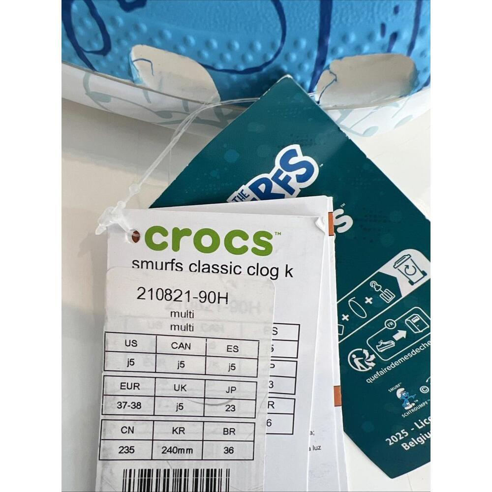 NEW The Smurfs Crocs Classic Clog J6 Kids Junior Blue White Jibbitz Charm - Picture 8 of 10